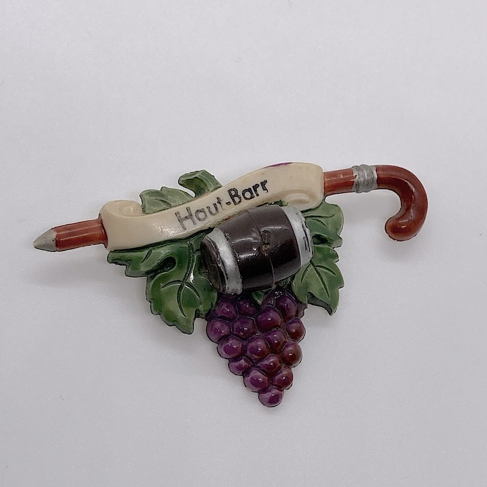 Vtg 1950s Haut-Barr Grapes and Wine Barrel Celulloid 3D Souvenir Brooch Pin